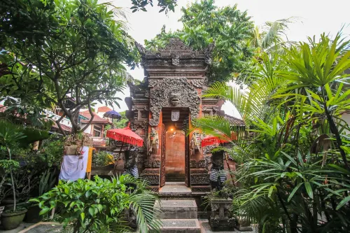Legian Village Hotel Рядом с отелем Photos