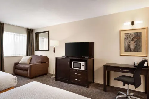 Days Inn by Wyndham Kelowna Photos