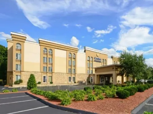 Comfort Inn & Suites East Hartford - Hartford Extérieur Photos