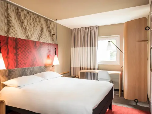 Hotel ibis Poissy. À ne pas manquer Photos