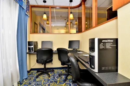 Best Western Plus Galleria Inn  Suites Aree comuni Photos