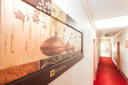 Centro Hotel Mondial München, Trademark Collection by Wyndham Öffentliche Flächen Photos