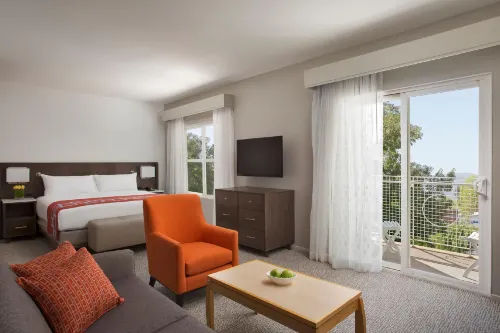 Corporate Inn Sunnyvale - All-Suite Hotel Photos