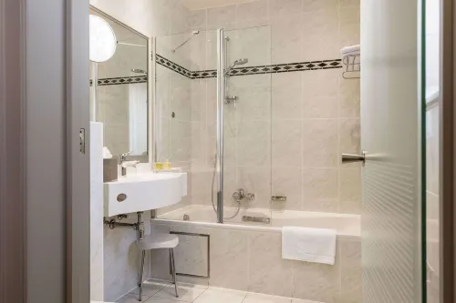 Hotel Aragon Camere Photos