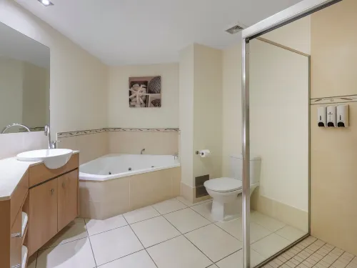 Piermonde Apartments Cairns Photos