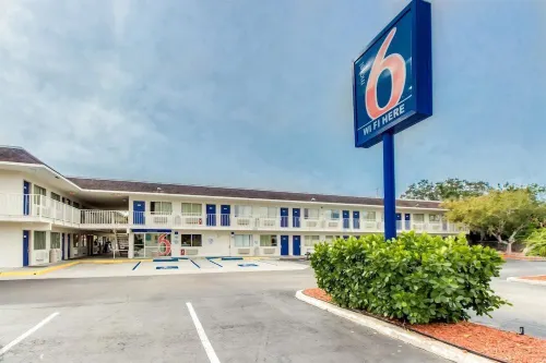 Motel 6 Venice, FL Extérieur Photos