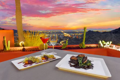 Hilton Phoenix Tapatio Cliffs Resort Dining Photos