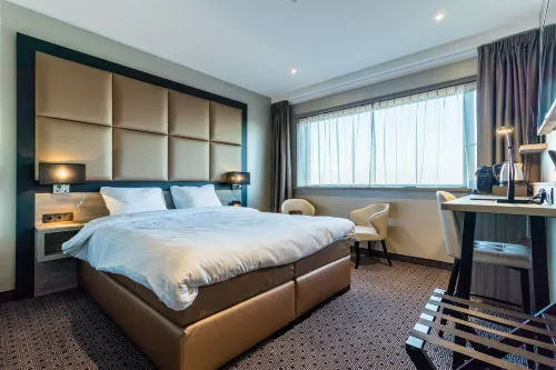 Riva Hotel the Hague Kamar Photos