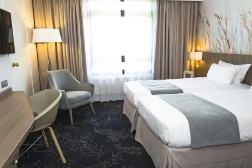 Holiday Inn Calais Coquelles Chambres Photos
