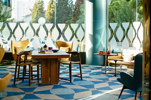 Renaissance Izmir Hotel Restauration Photos