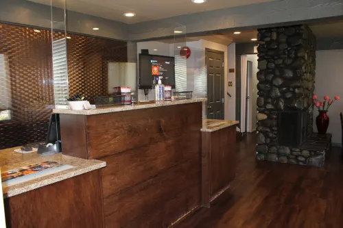 Ramada by Wyndham Campbell River Public Areas Photos