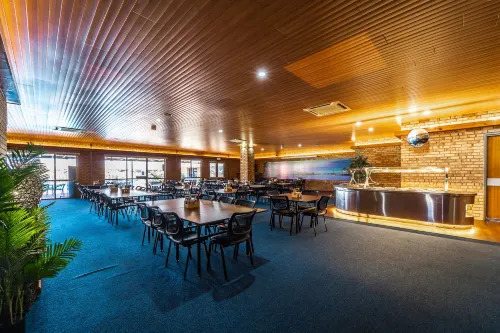 Carnarvon Motel Restauration Photos