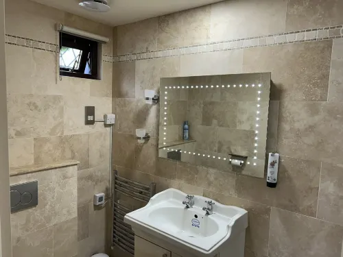 Oakwood Bed and Breakfast Heathrow Rooms Photos