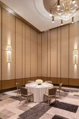 Fairmont Century Plaza Business Facilities Photos