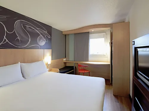 Ibis Porto Alegre Assis Brasil Photos
