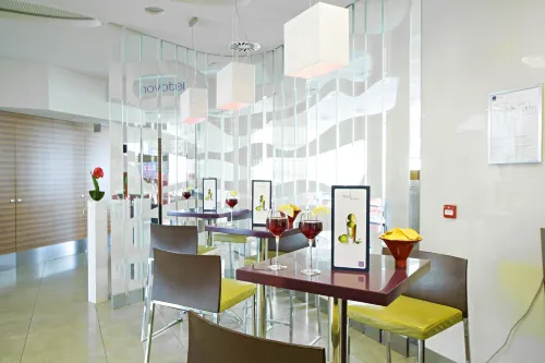 Novotel Salerno Est Arechi Spisning Photos