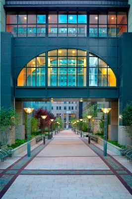 New York Marriott at The Brooklyn Bridge Exterior Photos