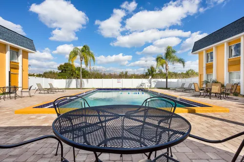 Quality Inn & Suites at Tropicana Field Leisure & Recreation Photos