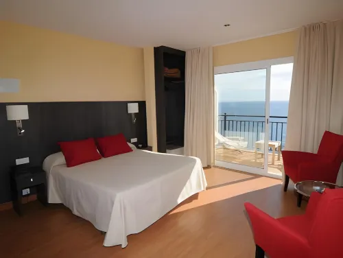 Hotel Horitzó by Pierre & Vacances Photos