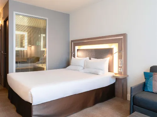 Novotel Paris 17 Kamar Photos