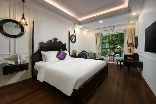 San Boutique Hotel & Travel Photos