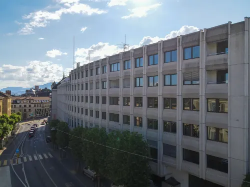 Neuchatel City Hotel Exterior Photos