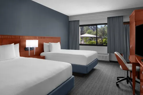 Courtyard San Diego Rancho Bernardo Rooms Photos