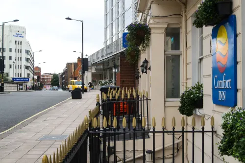 Best Western Buckingham Palace Rd À proximité de l'hôtel Photos