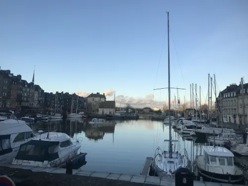 Hôtel Première Classe Honfleur À proximité de l'hôtel Photos