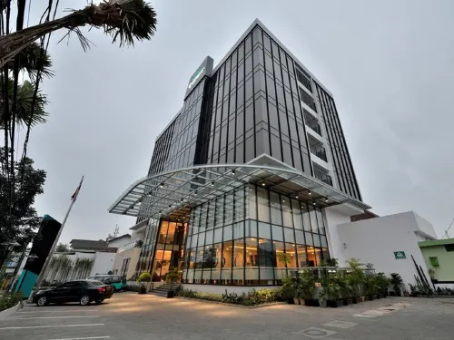 Hotel California Bandung Rooms Photos