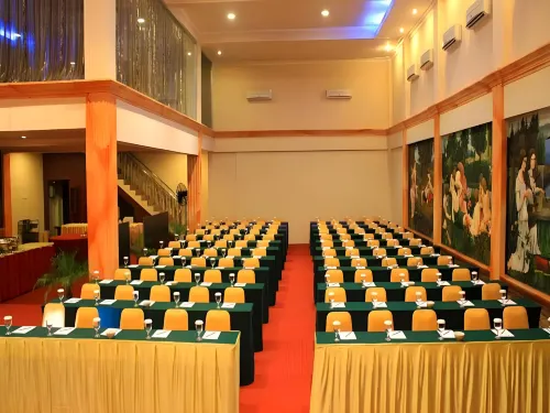 Hotel Mega Lestari Työskentelytilat Photos
