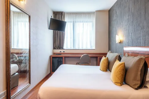 Hotel Palace Verona Rooms Photos