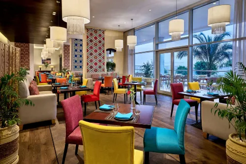 Le Meridien Cairo Airport Dining Photos