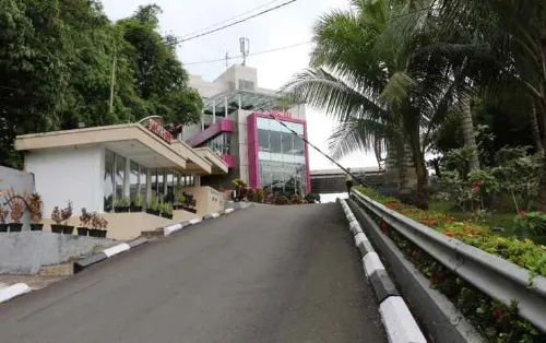 The Belagri Hotel & Convention Dekat Hotel Photos