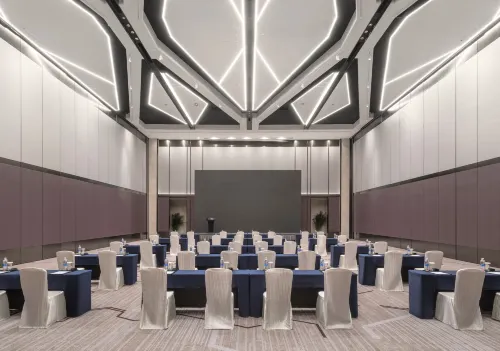 Crowne Plaza Xiamen Jimei Seaview Business Facilities Photos