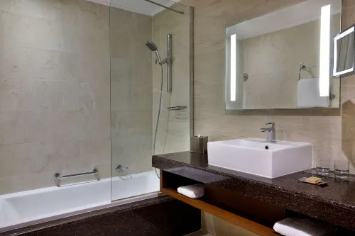 DoubleTree by Hilton Resort & Spa Marjan Island Kamar Photos