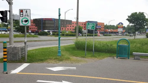 Hotel Ambassadeur et Suites À proximité de l'hôtel Photos