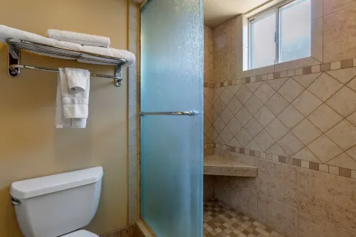 Best Western Plus Kings Inn  Suites Photos