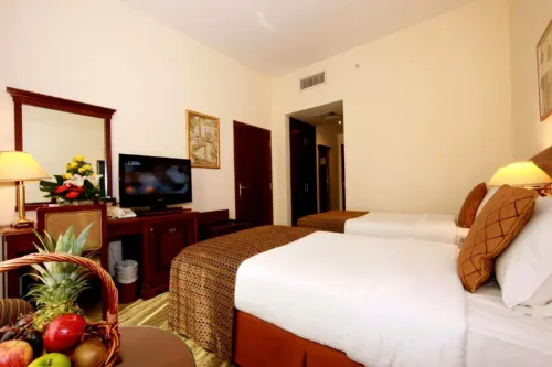 Howard Johnson by Wyndham Bur Dubai Photos