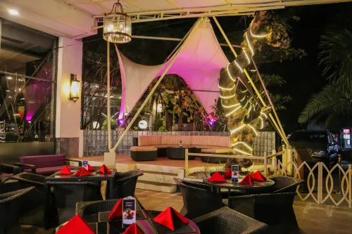 Amaroossa Hotel Bandung Indonesia Makanan Photos