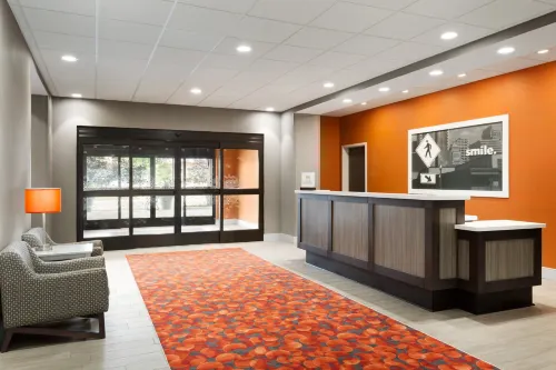 Hampton Inn North Olmsted Cleveland Airport Public Areas Photos