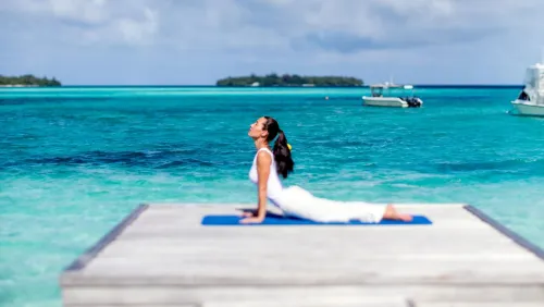 Holiday Inn Resort Kandooma Maldives - Kids Stay and Eat Free Dekat Hotel Photos