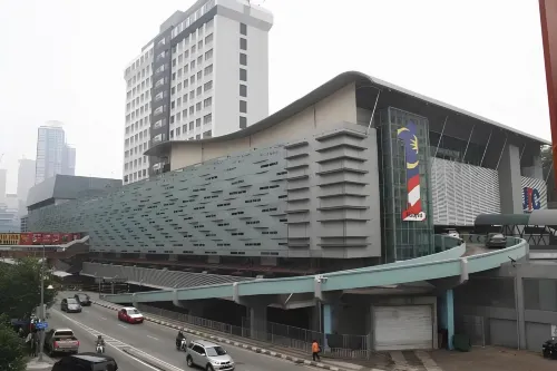 YY48 Hotel 2 Mins Walk from Masjid Jamek LRT Station Near Hotel Photos