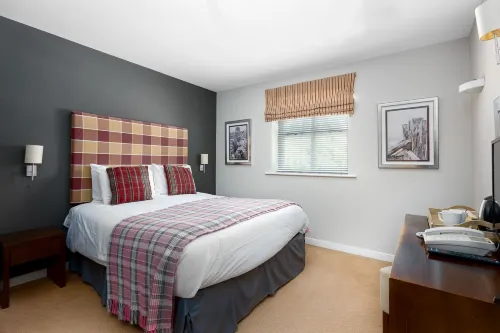 The World's End - Northampton Rooms Photos