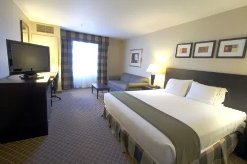 Holiday Inn Express & Suites Marysville Photos