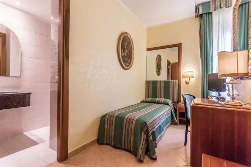 Hotel Lazio Photos