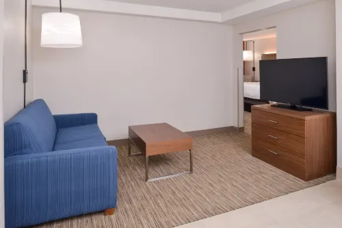 Holiday Inn Express Towson- Baltimore North Rooms Photos