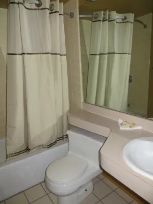 Days Inn by Wyndham Colorado Springs/Garden of the Gods Rooms Photos