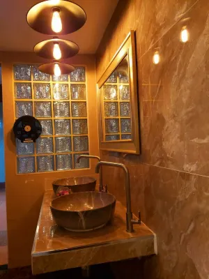 Suriwong Chumphon Hotel Photos