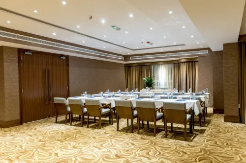 Hawthorn Suites by Wyndham Abu Dhabi City Center Бизнес-удобства Photos
